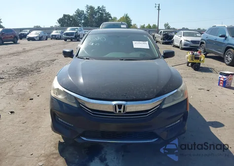 2017 Honda Accord Ex z USA, uszkodzony, nr VIN 1HGCR2F71HA282580